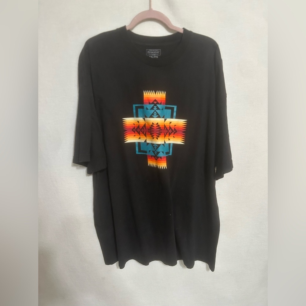 Men’s Pendleton tee shirt